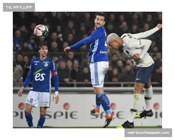 斯特拉斯堡逼平朗斯搅乱争冠格局 帕尼切利14球领跑射手榜